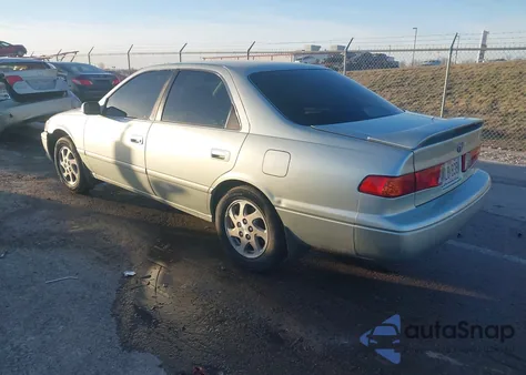 2000 Toyota Camry Le V6 из США, поврежденный, VIN 4T1BF22K7YU104888